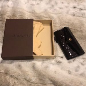 Authentic Louis Vuitton red wine key folderOnly 80
